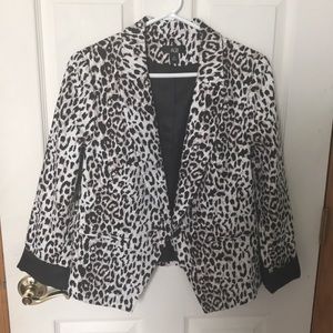 AGB Size 12 Leopard Print Blazer